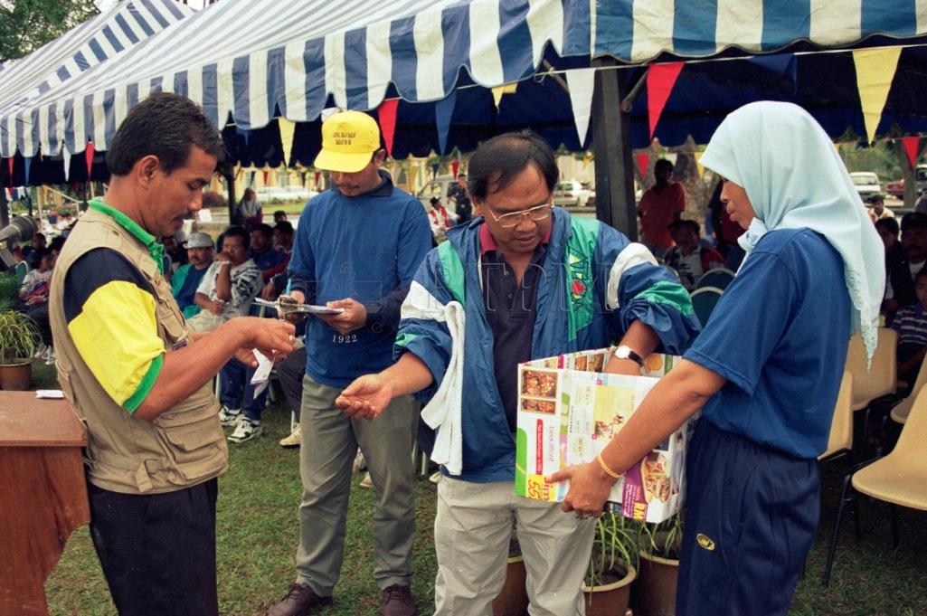 PTPM 00 03 keluarga 190